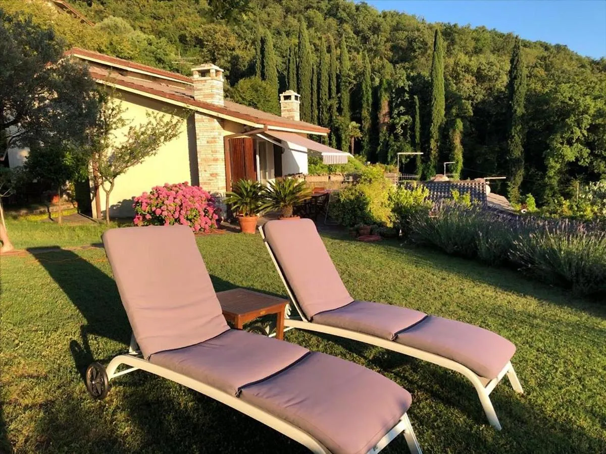 Casa Vacanze Mazurine10 Torri Del Benaco Ferienhaus