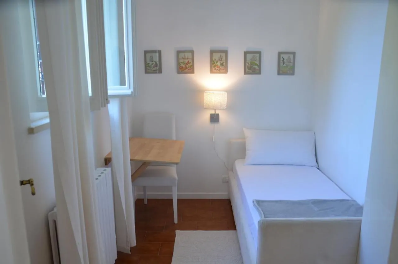 Casa Vacanze Mazurine10 Torri Del Benaco Italien